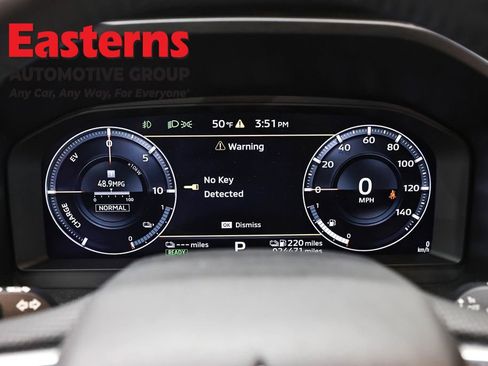 Used 2023 Mitsubishi Outlander SEL AWD/4WD image 17