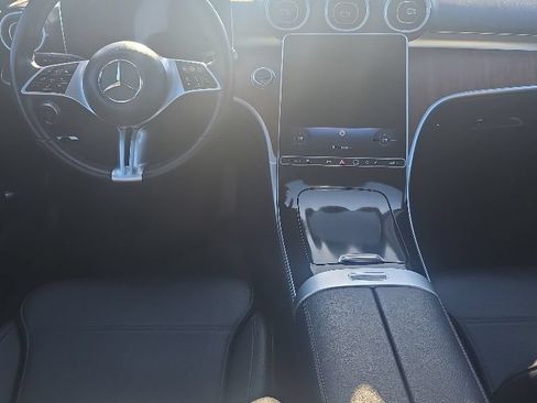 Used 2025 Mercedes-Benz C 300 Sedan image 7