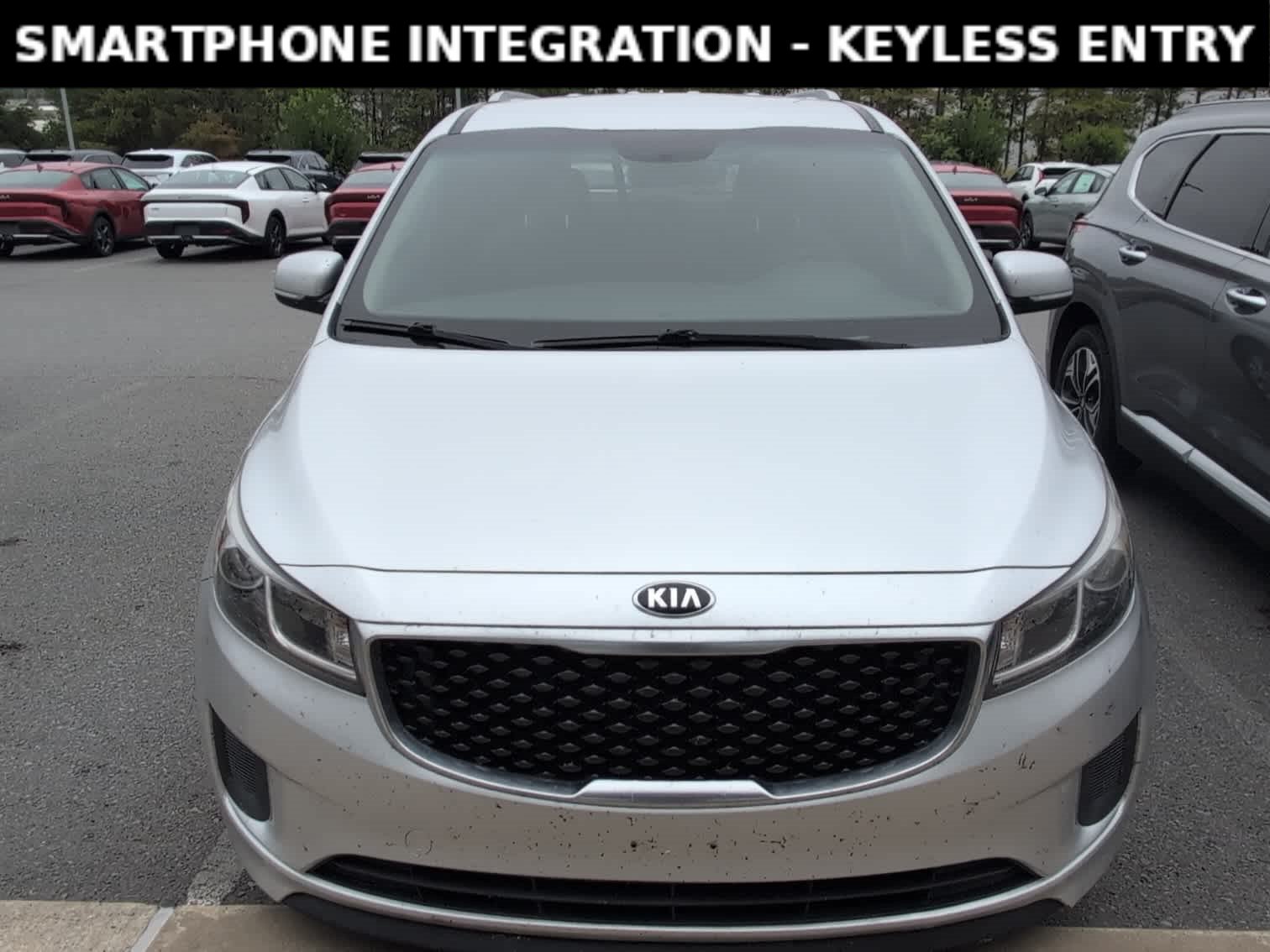 Used 2015 Kia Sedona LX w/ LX Convenience Package FWD image 2