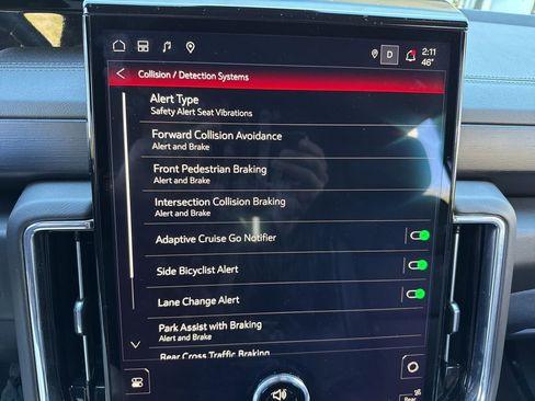 Used 2025 GMC Yukon Denali image 41