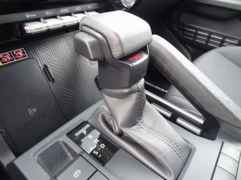 Used 2024 Toyota Tacoma TRD Sport w/ TRD Sport Upgrade Package image 23