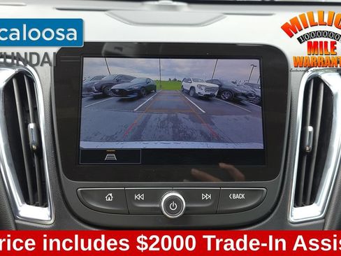 Used 2024 Chevrolet Malibu LT FWD image 19