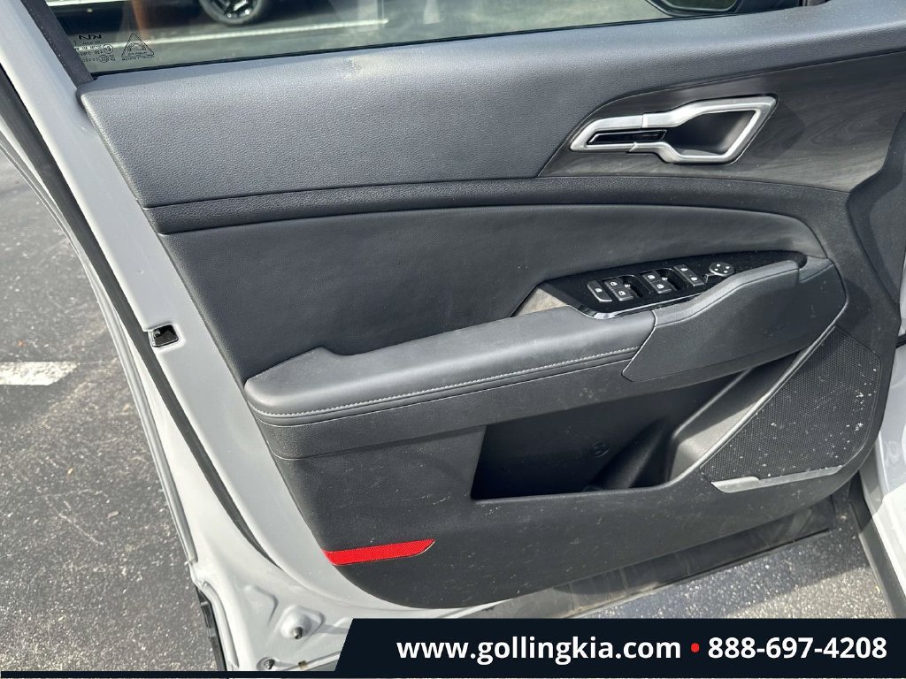 Certified 2025 Kia Sportage X-Line AWD/4WD image 14