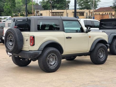 Used 2025 Ford Bronco Badlands AWD/4WD image 4