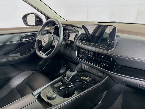 Used 2023 Nissan Rogue SL w/ SL Premium Package image 28