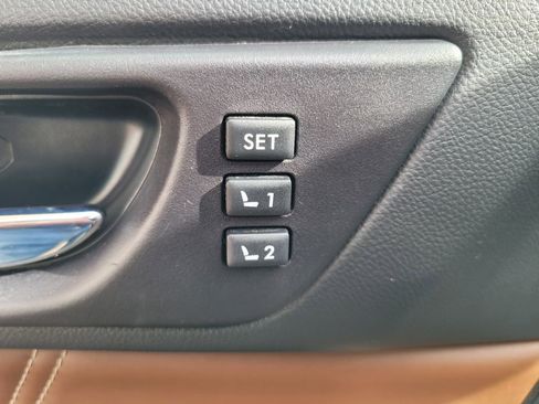 Used 2019 Subaru Outback 3.6R Touring image 22