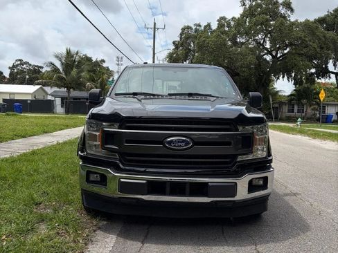 Used 2018 Ford F150 XLT w/ Equipment Group 302A Luxury RWD image 2
