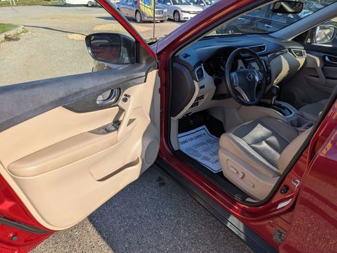 Used 2016 Nissan Rogue SL AWD/4WD image 21