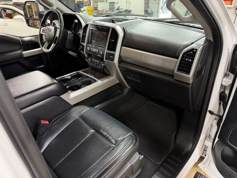 Used 2020 Ford F250 Lariat w/ Lariat Ultimate Package AWD/4WD image 20