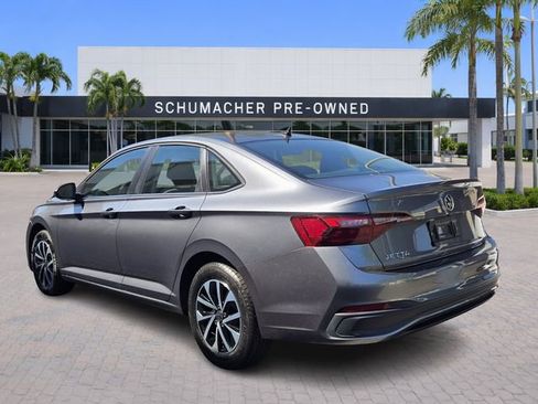 Used 2024 Volkswagen Jetta S image 5