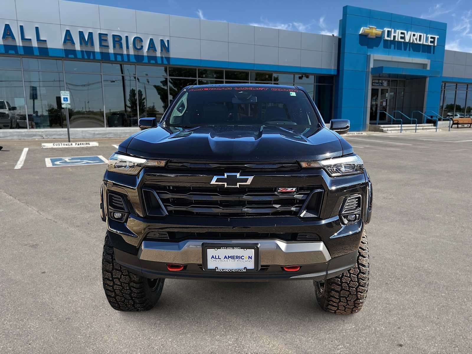 New 2026 Chevrolet Colorado Z71 w/ Z71 Convenience Package 2 AWD/4WD image 3