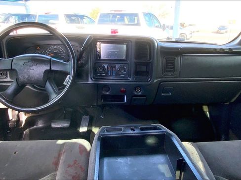 Used 2005 Chevrolet Silverado 1500 LS w/ Light Duty Power Package image 14