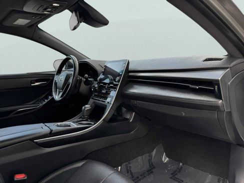 Used 2019 Toyota Avalon XSE image 50
