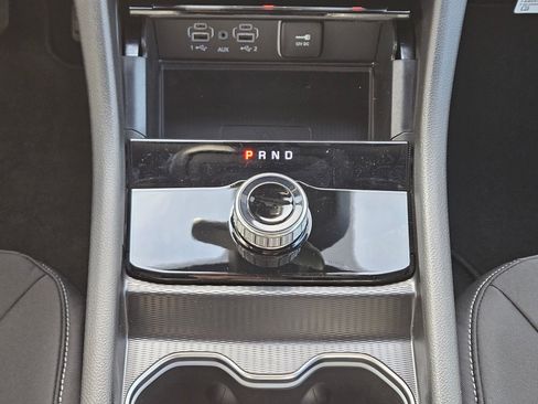 New 2025 Jeep Grand Cherokee Laredo w/ Luxury Tech Group I image 11