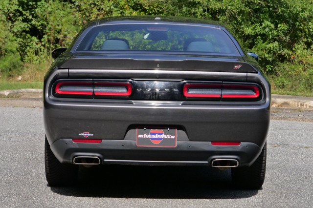 Used 2019 Dodge Challenger SXT w/ Driver Convenience Group AWD/4WD image 8