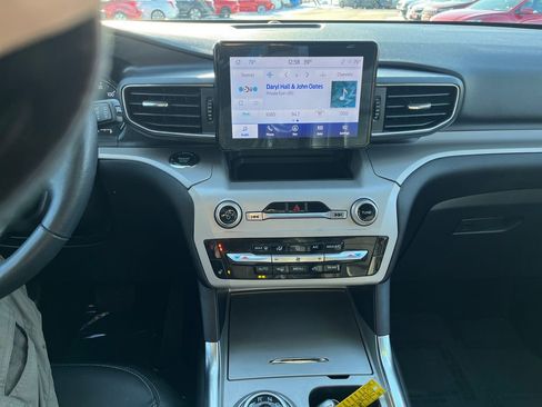 Used 2023 Ford Explorer XLT w/ Equipment Group 202A image 24