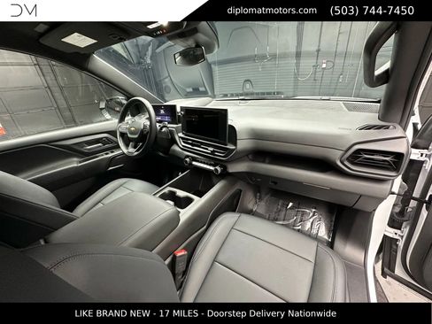 Used 2024 Chevrolet Silverado EV W/T image 19