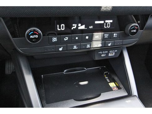 New 2026 Subaru Outback Limited AWD/4WD image 28