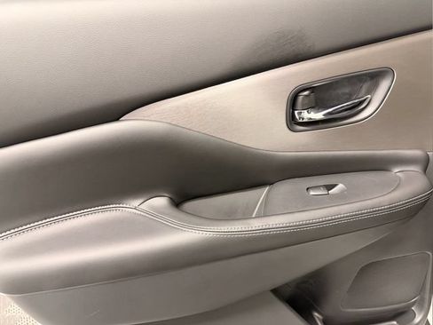 Certified 2024 Nissan Murano SV w/ SV Midnight Edition Package FWD image 18