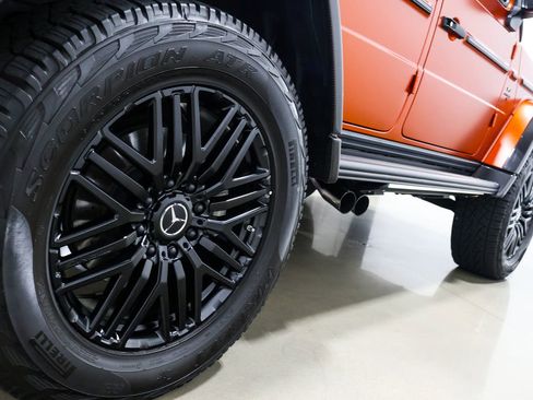 Used 2023 Mercedes-Benz G 63 AMG Squared image 17