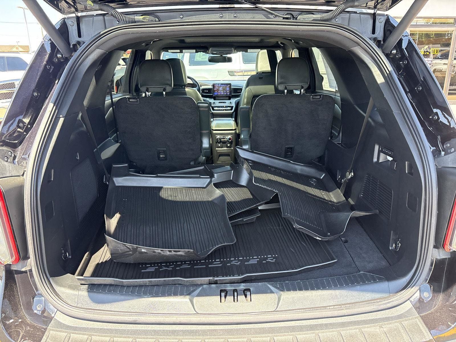 Used 2023 Ford Explorer Timberline w/ Timberline Technology Package AWD/4WD image 12