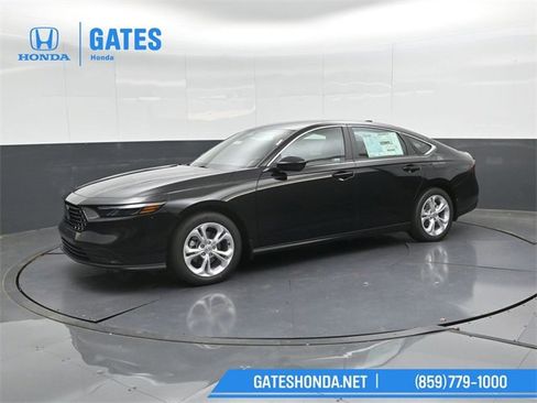 New 2025 Honda Accord LX image 7