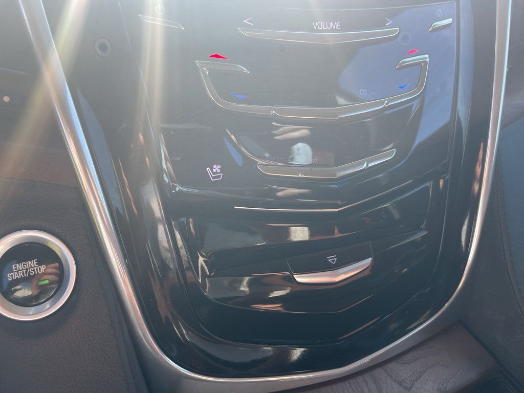 Used 2019 Cadillac Escalade Premium Luxury AWD/4WD image 26
