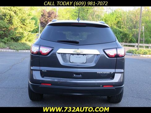 Used 2016 Chevrolet Traverse LT w/ Style and Technology Package AWD/4WD image 8