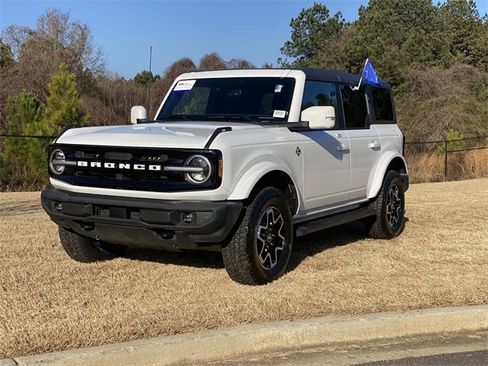 Certified 2023 Ford Bronco Outer Banks image 8