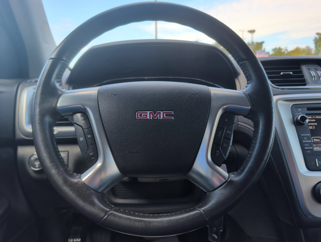 Used 2015 GMC Acadia SLE FWD image 11
