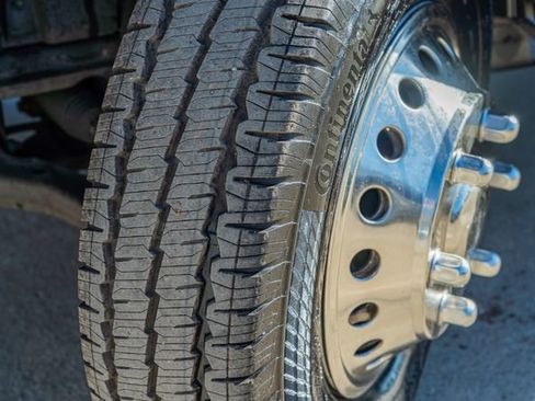 Used 2016 Mercedes-Benz Sprinter 3500 image 16