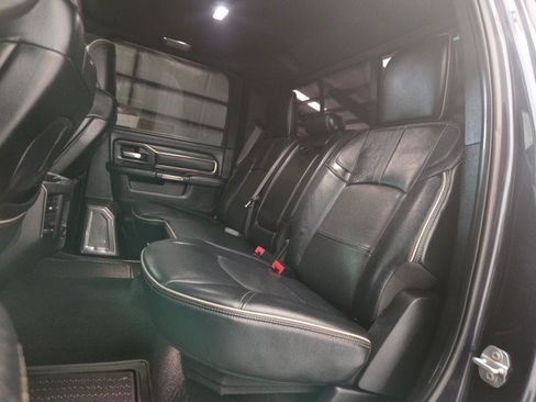 Used 2019 RAM 2500 Limited AWD/4WD image 9