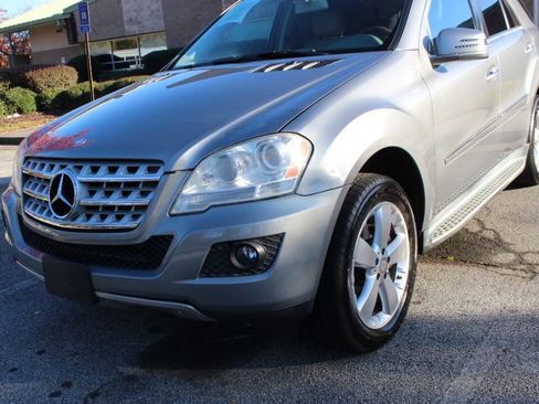Used 2011 Mercedes-Benz ML 350 2WD image 6