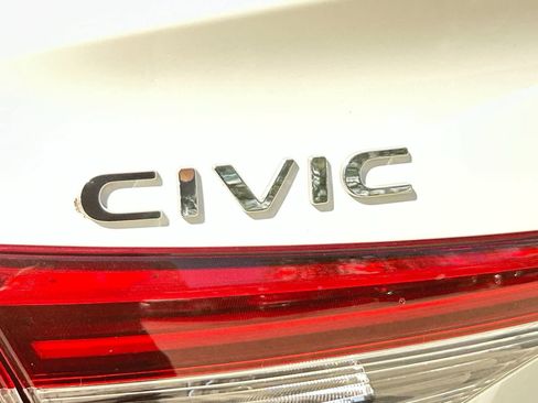 Used 2024 Honda Civic LX image 8