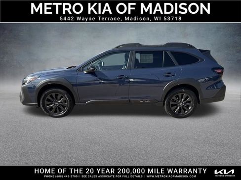Used 2023 Subaru Outback Onyx Edition XT AWD/4WD image 3