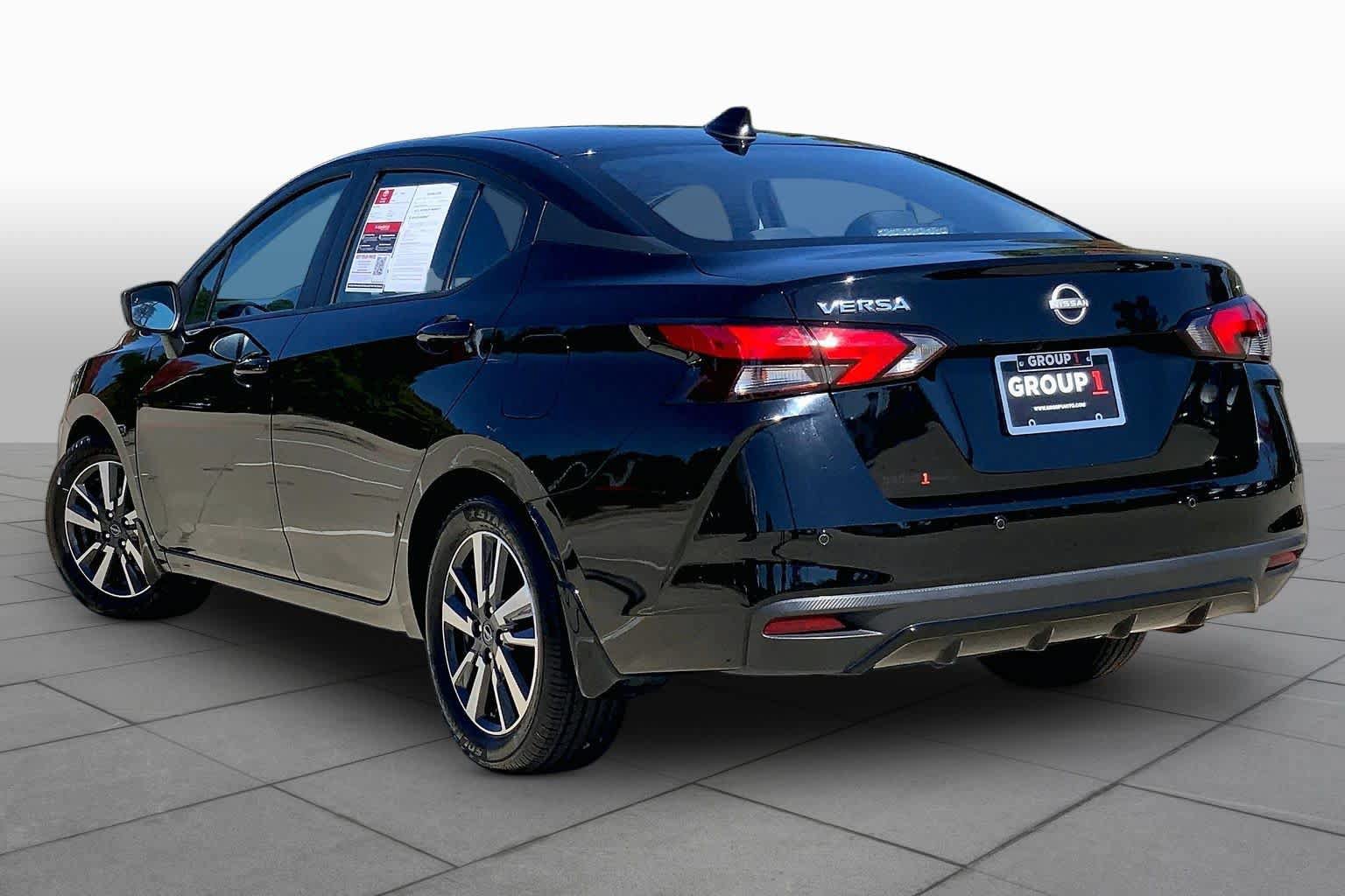 Used 2025 Nissan Versa SV w/ Trunk Package FWD image 11