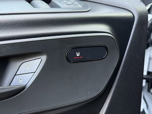 New 2026 Mercedes-Benz Sprinter 2500 image 3