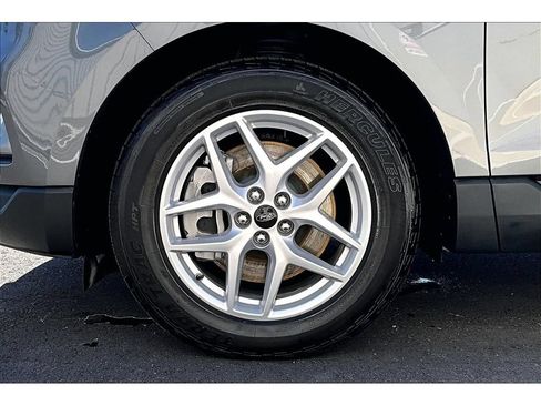 Used 2024 Ford Edge SEL AWD/4WD image 9