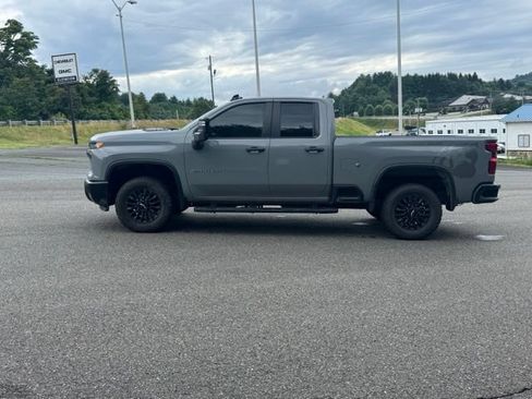 Used 2024 Chevrolet Silverado 2500 W/T AWD/4WD image 15
