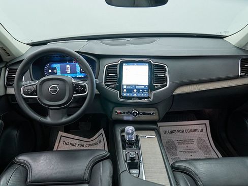 Certified 2023 Volvo XC90 B6 Ultimate w/ Protection Package Premier AWD/4WD image 27
