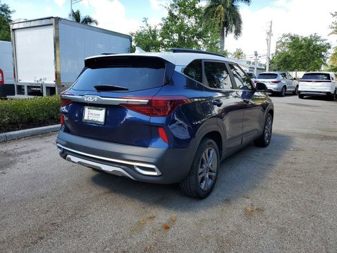 Certified 2022 Kia Seltos S image 6