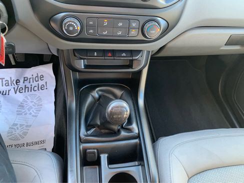 Used 2017 GMC Canyon W/T image 16