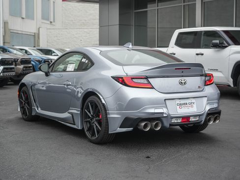 New 2026 Toyota GR86 Premium RWD image 9