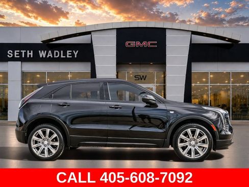 Used 2020 Cadillac XT4 Sport w/ Driver Awareness Package FWD image 8