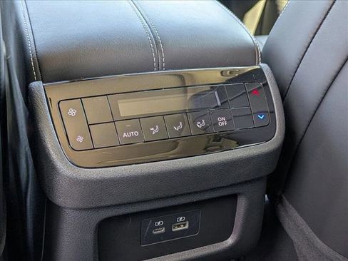 Certified 2025 INFINITI QX60 Pure image 17