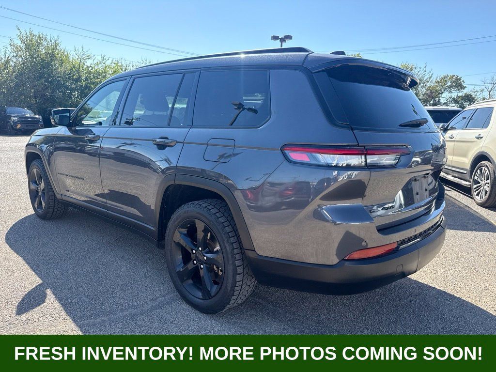 Used 2021 Jeep Grand Cherokee L Laredo AWD/4WD image 4