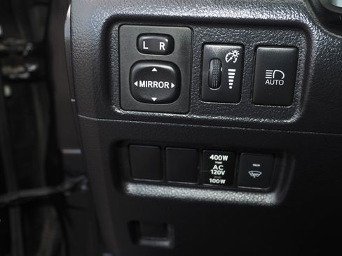 Used 2022 Toyota 4Runner SR5 Premium w/ Moonroof Package image 29