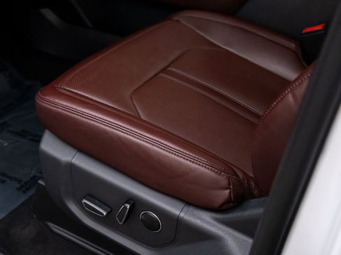 Used 2023 Ford Expedition Limited image 15