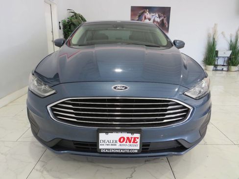 Used 2019 Ford Fusion SE image 9