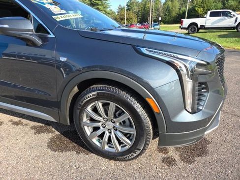 Used 2021 Cadillac XT4 Premium Luxury w/ Sun And Sound Package AWD/4WD image 9